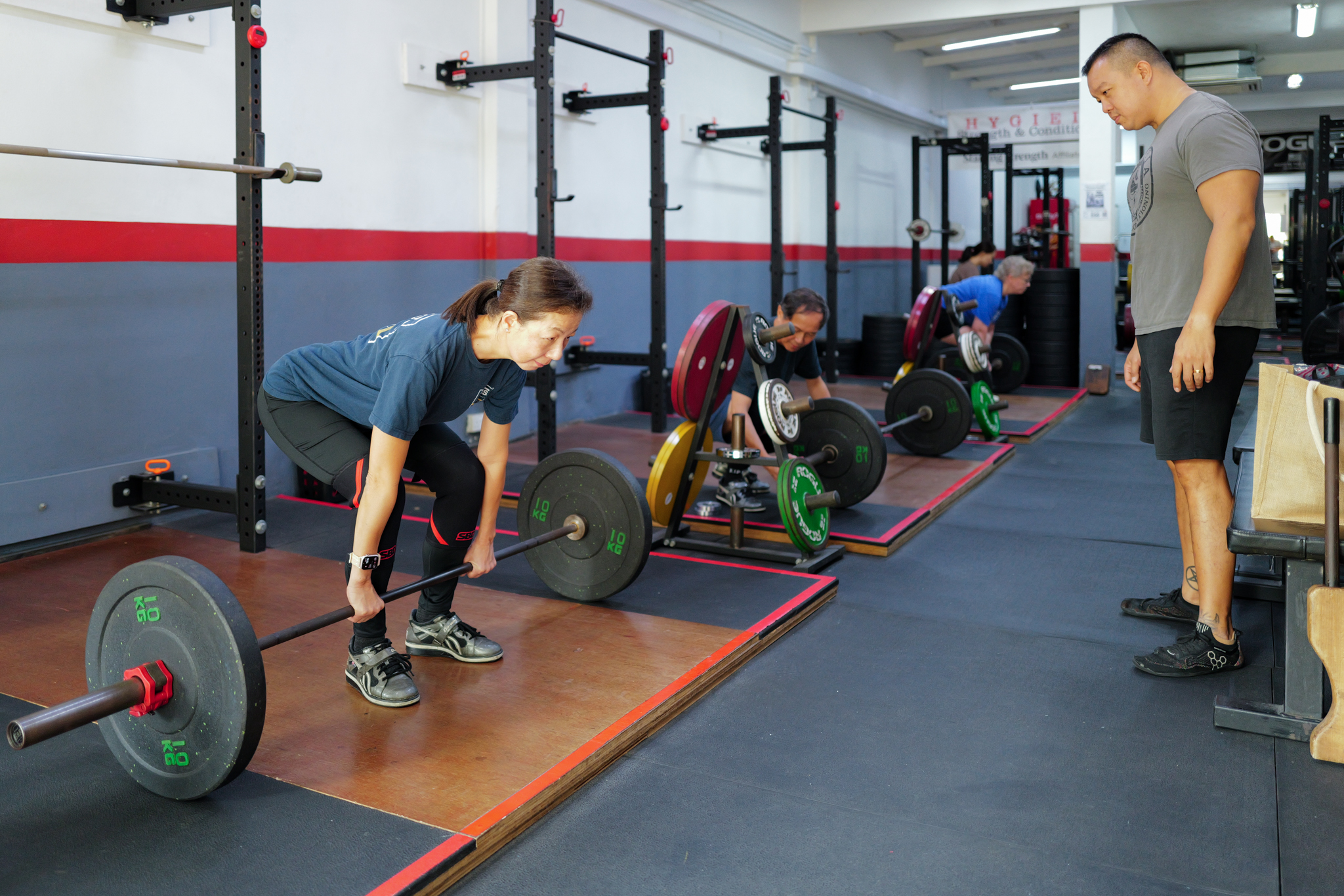 semi private coaching, deadlift, starting strength, strength training, barbell training, old people strength training